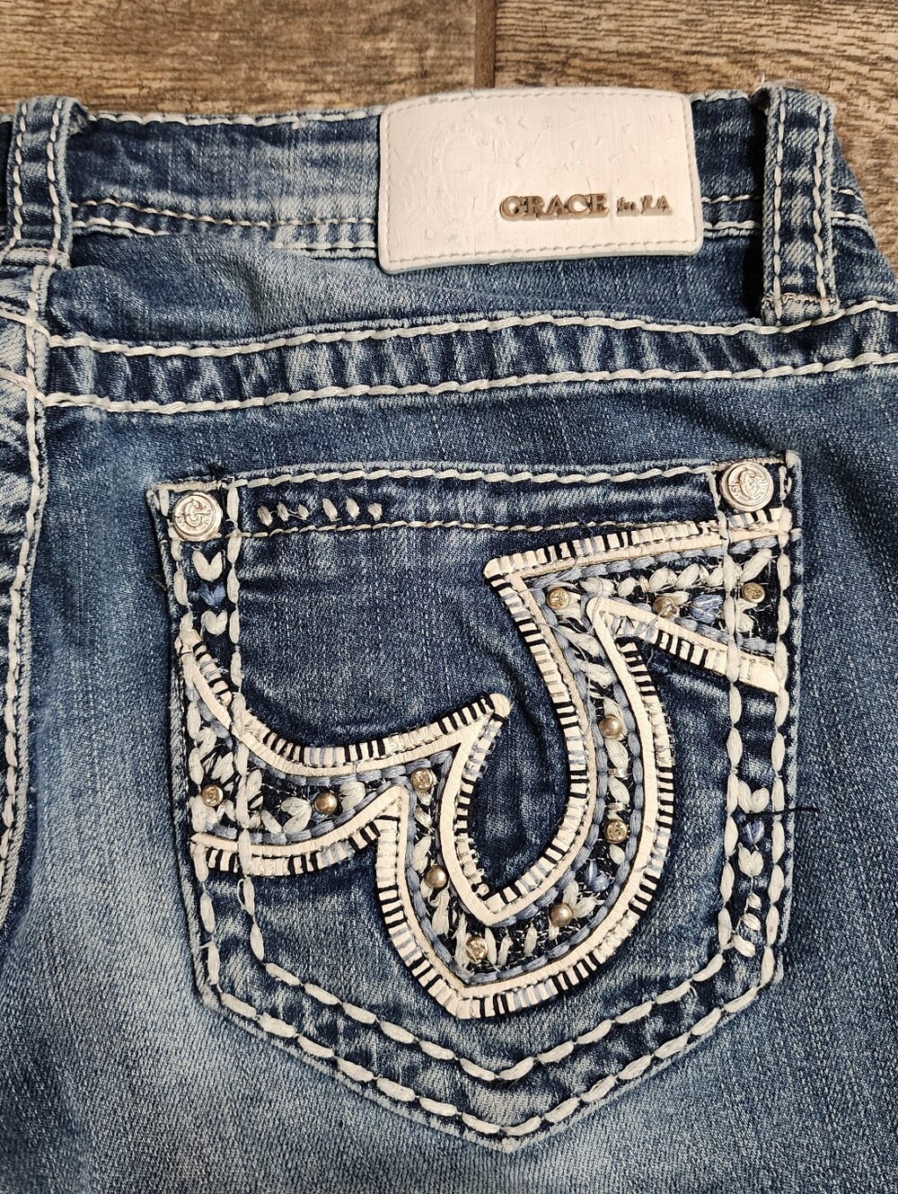 Y2K Grace in LA bootcut jeans
